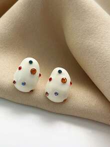 2pcs Fashion White Enamel Diamond Clip-On Earrings, Curved Bead Water Drop Style, Suitable For Everyday Wear - White - View 8