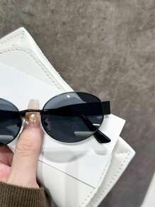 1 Pc Fashionable Elegant Oval Small Frame Miracle Fashion Glasses, Crafted Precisely, Chic & Stylish Suitable For Men & Women, All Seasons Wear