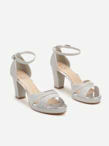 Sandales à talons élégantes et à la mode ornées de paillettes