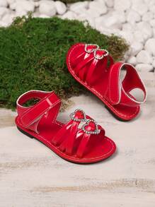 1 Pair Red European & American Fashion Children Girls Cross Strap Solid Color Hook And Loop Sandals, Lightweight Outdoor Casual Vacation, Summer New Arrival 2025