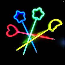 100 支荧光棒，适合派对、婚礼、生日、音乐会，（请轻轻弯曲以激活）