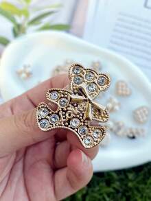 22 件金色水钻泰迪熊、花朵、星星、女王字母、ABS 珍珠心形装饰饰物、多功能鞋夹配饰，适用于女士凉鞋、拖鞋、沙滩包，适合节日和生日派对礼物