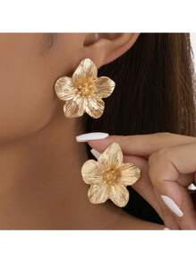 Large Textured Gold Tone Flower Stud Earrings For Women, Bold Sculpted Five-Petal Floral Design, Unique Hammered Brushed Finish, Lightweight Statement Jewelry For All-Day Or Evening Wear, Ideal For Weddings, Parties, Cocktail Events, Fashion Outfits, Special Occasions, Secure Post Backs, Eye-Catching Accessory, Gift For Women Who Love Glamorous, Bold, And Contemporary Style