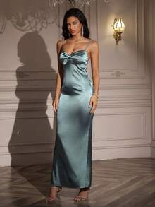 PARTHEA Figurbetonteshalb-tiefen Ausschnitt Rückenfreies Kleid mit Raffung und Bindegürtel für Hochzeitsgäste in Halbformeller Kleidung