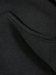 Set di felpa con cappuccio e pantaloni della tuta con grafica in stile emo per uomo taglia grande, outfit casual da strada, design interessante, adatto per uso quotidiano, abbigliamento autunno/inverno, completi comodi