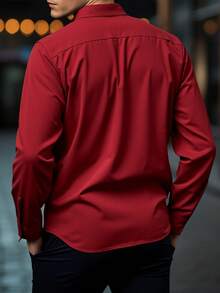 Camisa casual elegante masculina ideal para ocasiones formales, eventos especiales o reuniones de negocios, destacando por su corte ajustado y su acabado impecable. - Burdeos - Ver 2