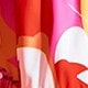 紅底彩色花
