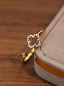 1 anel aberto elegante e exclusivo de prata esterlina com zircônia cúbica e trevo de quatro folhas, adequado como presente para mulheres e para uso diário