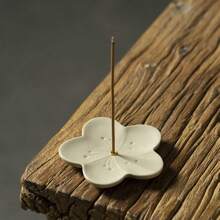 Ceramic Cherry Blossom Fragrance Stick Holder Or Incense Burner Holder, Simple And Unique Cigarette Ash Catcher Fragrance Tray And Decorative Gift, Home Decoration About 2.76 Inches