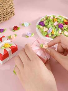 20/50/100 Stücke Mini handgemachte Rose Blume Satinband Rosetten Stoff Applikationen für Hochzeitsdekoration, Basteln, Nähzubehör