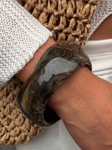 1pc Vintage Resin Bracelet, Personalized Fashion Exaggerated Bracelet For Women, Versatile & Elegant