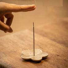 Ceramic Cherry Blossom Fragrance Stick Holder Or Incense Burner Holder, Simple And Unique Cigarette Ash Catcher Fragrance Tray And Decorative Gift, Home Decoration About 2.76 Inches