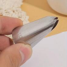 4pcs Butterfly Piping Nozzles, Medium Leaf & Lily Cream Icing Piping Tips, Cake Decorating Tools - Silver - View 10