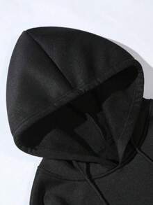 Set di felpa con cappuccio e pantaloni della tuta con grafica in stile emo per uomo taglia grande, outfit casual da strada, design interessante, adatto per uso quotidiano, abbigliamento autunno/inverno, completi comodi