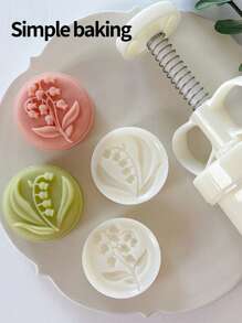 مجموعتان من قوالب الحلوى بنمط سوسن الوادي، هدية عيد ميلاد، مجموعة أدوات الخبز، لوازم بنتو، قوالب تشكيل الكوكيز اليدوية DIY ، قوالب تقطيع الكيك والكوكيز والبسكويت، أدوات مطبخ لحلوى القمر والحشوات، قوالب بسكويت السكر وأدوات حلوى الكوكيز. مجموعة قوالب الكعك القمري.