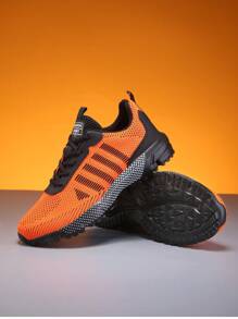 Men's Low-Top Sneakers, Casual Shoes, Running Shoes, Walking Shoes, Mesh Breathable Athletic Trainers, Tennis Shoes