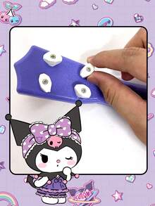 Sanrio 1Pc Kuromi 古典尤克里里吉他乐器初学者，互动亲子 Sanrio 音乐玩具。创意玩具逼真 4 弦吉他尤克里里。