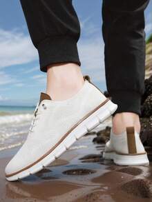 Pantofi sport minimalisti pentru bărbați, vara 2025, casual, confortabili, respirabili, antiderapanți, pantofi de mers pe jos în aer liber, adidași sport din plasă, potriviți pentru toate ocaziile - alb - Vizualizare 3