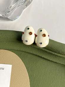 2pcs Fashion White Enamel Diamond Clip-On Earrings, Curved Bead Water Drop Style, Suitable For Everyday Wear - White - View 4