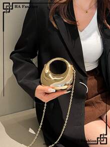 Acrylic Crescent Moon Box Shaped Handbag, Mini Palm Bag,Fashionable Versatile Chain Shoulder Crossbody Bag, Suitable For Lipsticks, Earphones, Etc., Perfectly Matching With Prom Dresses For Women, Prom Accessories,Sequin Dress Women,Sparkly Dress,Elegant Dresses For Women, Elegant Prom Bag, Perfectly Matching With Bridal Party, Party Bags,Perfect For Party Wedding Prom Dinner/Banquet Matching With Holiday Party Dress Evening Dress & Sequin Dress