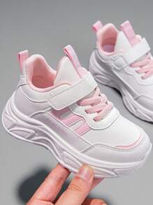 A Pair Of Cute Two-Tone PU Girls' Sports Shoes For It Is Suitable For Daily Use, Outdoor Activities, Sports, Travel, Running, Going To School, And All Seasons