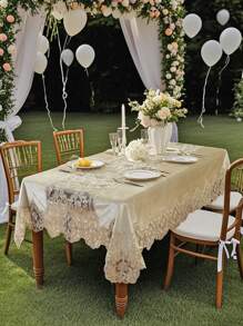 1 قطعة من القماش المخملي مطرز بخيوط ذهبية ثلاثية الأبعاد ، حافة الدانتيل مناسبة لطاولة العشاء في الزفاف ، الحفلات العطلات ، ديكور المنزل ، طاولة المؤتمرات ، طاولة مربعة/مستطيلة ، طاولة المطبخ والطعام ، سجادة للنزهة ، لجميع الفصول ، ديكور غرفة الحفلات والزفاف في الحديقة