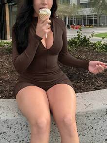 Sexy Figure-Hugging Long Sleeve Zipper Short Jumpsuit For Sports & Fitness