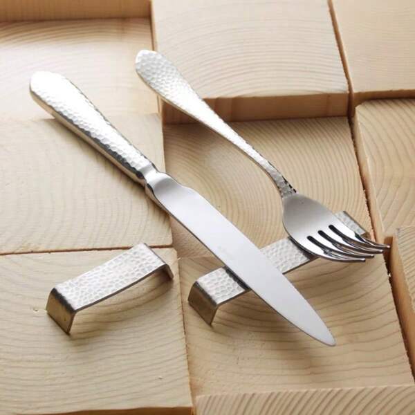 4 Stücke 304 Edelstahl Essstäbchen-Halter, Stifthalter, Löffelhalter, Messerhalter, kreative Essstäbchen-Ablage für Zuhause, Küchentools, Küchenutensilien, Hammer Textur Ablage