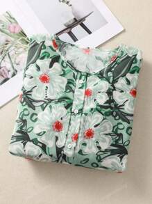 Women's All-Over Botanical Print Button-Front Shirt - Peter Pan Collar 3/4 Sleeve Blouse For Everyday/Festive Occasions/Date Nights, Spring-Fall Wardrobe Must-Have