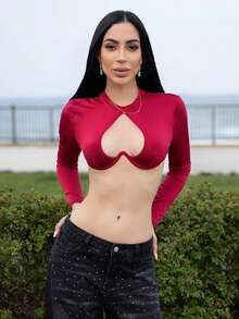 Carolina Barros Y2K 性感镂空心形露脐短款上衣，街头风格 - 酒紅色 - 查看 1