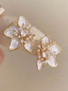 1 Pair Crystal Flower Stud Earrings, Elegant Fashion Earrings For Women, Suitable For Daily Wear, Formal Events, Parties, Casual And Holiday