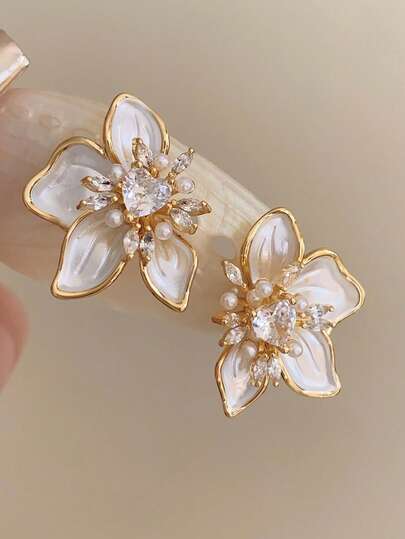 1 Pair Elegant Crystal Flower Stud Earrings, Fancy Dress Earrings For Women Suitable For Daily, Party, Banquet, Casual, Vacation