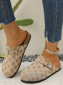 1 双卡其色刺绣休闲一脚蹬平底鞋，带按扣和铆钉装饰，圆头，包头，舒适鞋底，适合办公室、家居、户外、所有季节