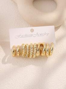 20 pièces Boucles d'oreilles en forme de C torsadées géométriques , conviennent comme cadeaux de vacances pour la famille et les amis