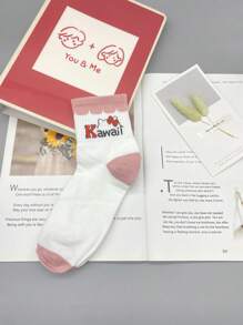 Sanrio 1/2/4/8Pairs Sanrio Random Shipping Sanrio Hello Kitty Kuromi Melody Cartoon Anime Pattern Children's Mid-Length Socks,Spring And Summer Sports Socks, Breathable, Odor Proof, And Sweat Absorbing Socks Suitable For Ages 9-25.
