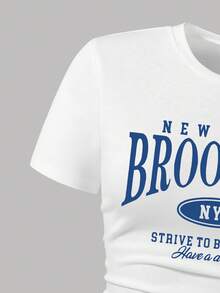 女童字母图案印花短袖上衣和牛仔裙套装