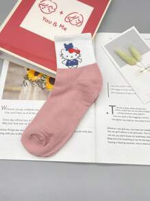 Sanrio 1/2/4/8Pairs Sanrio Random Shipping Sanrio Hello Kitty Kuromi Melody Cartoon Anime Pattern Children's Mid-Length Socks,Spring And Summer Sports Socks, Breathable, Odor Proof, And Sweat Absorbing Socks Suitable For Ages 9-25.