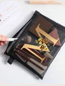 1个花卉金色字母印花网眼化妆包，理想的旅行洗漱用品收纳包，防止潮气积聚，化妆包，旅行必备 - 彩色 - 查看 3