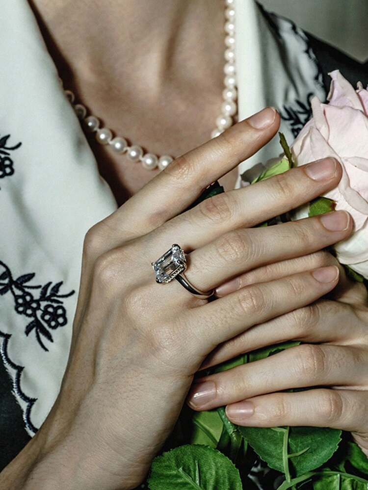 XUJIA 1pc Women's 5A Cubic Zirconia 10x14mm Emerald-Cut Main Stone Ring, 925 Sterling Silver Wedding Band, Engagement Ring, Wedding Jewelry Gift - Silver - View 4