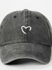 Gorra de béisbol minimalista con diseño de medio corazón, protección solar para exteriores