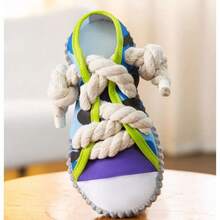 1-Pack Single Sneaker-Style Dog Chew Toy With Knot And Squeaky Ball - Durable Oxford Cloth Dog Chew Toy Suitable For Dogs Weighing 8-25 Lbs, With Interactive Squeaker, Perfect For Indoor And Outdoor Play For Puppies/Small/Medium Dogs. Made Of Nylon, Resistant To Pulling And Chewing, Standard Size Suitable For Various Small Breeds, Not Suitable For Large Dogs Or Aggressive Breeds, A Toy For Gentle Small Dogs.