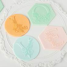 A-Z 26 Letter Cookie DIY Printing Embossing Mold Acrylic Alphabet Capitalize Name Embosser Fondant Stamp Wedding Cake Decor Biscuits Cake Baking Tool Accessories For Birthday Bridal Shower Wedding Party Favor Supplies