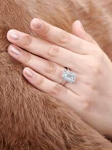 XUJIA 1pc Women's 5A Cubic Zirconia 10x14mm Emerald-Cut Main Stone Ring, 925 Sterling Silver Wedding Band, Engagement Ring, Wedding Jewelry Gift