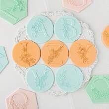 A-Z 26 Letter Cookie DIY Printing Embossing Mold Acrylic Alphabet Capitalize Name Embosser Fondant Stamp Wedding Cake Decor Biscuits Cake Baking Tool Accessories For Birthday Bridal Shower Wedding Party Favor Supplies