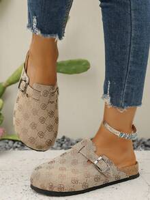 1 双卡其色刺绣休闲一脚蹬平底鞋，带按扣和铆钉装饰，圆头，包头，舒适鞋底，适合办公室、家居、户外、所有季节