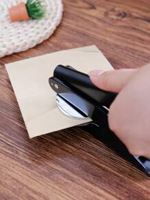 Timbro personalizzato con pinze per nome, timbro goffratore per matrimonio personalizzato, timbro goffratore personalizzato, macchina per goffratura in acciaio inossidabile personalizzabile, regali di matrimonio personalizzabili, regali di compleanno, buste, inviti, tovaglioli, anniversario, festa, San Valentino, sposa e sposo, damigella, amici, colleghi, padre, madre, multifunzionale, regali ideali per lui, per anniversari, per San Valentino, per la festa della mamma, per compleanni, per la festa del papà, per la laurea, per matrimoni, per il riscaldamento della casa, stampa grafica, articoli personali