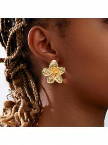 Large Textured Gold Tone Flower Stud Earrings For Women, Bold Sculpted Five-Petal Floral Design, Unique Hammered Brushed Finish, Lightweight Statement Jewelry For All-Day Or Evening Wear, Ideal For Weddings, Parties, Cocktail Events, Fashion Outfits, Special Occasions, Secure Post Backs, Eye-Catching Accessory, Gift For Women Who Love Glamorous, Bold, And Contemporary Style