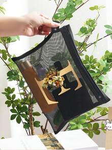 1个花卉金色字母印花网眼化妆包，理想的旅行洗漱用品收纳包，防止潮气积聚，化妆包，旅行必备 - 彩色 - 查看 6