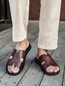 全新夏季男士休闲户外度假沙滩拖鞋，时尚个性化平底凉鞋