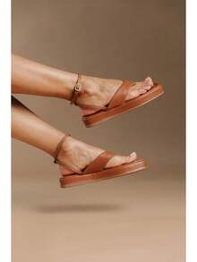 Women's Flat Papete Sandal Fashion Comfort Style Model Bianca With Back - Camel - View 1